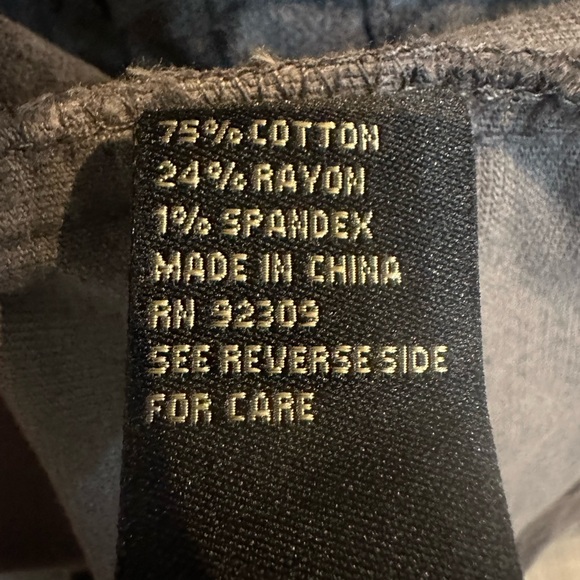 NWOT DG2 by Diane Gilman Stretch Velvet Button Down Jacket Size Large - Picture 7 of 7